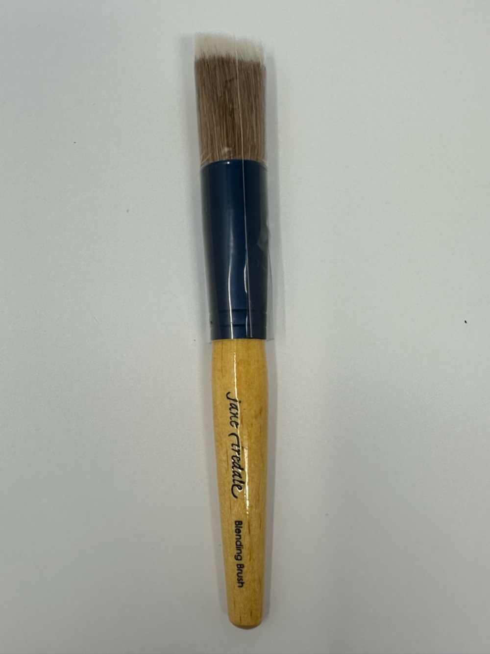 NEW!! Jane Iredale Blending Brush Sealed‎ A4